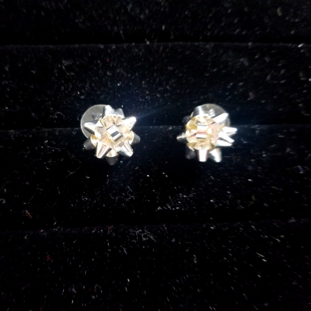 Christmas bow earrings